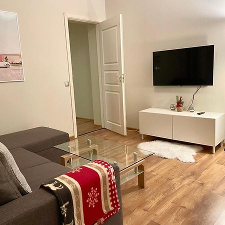 Spacious Holiday Apartment With Wifi And Parking Пярну Экстерьер фото